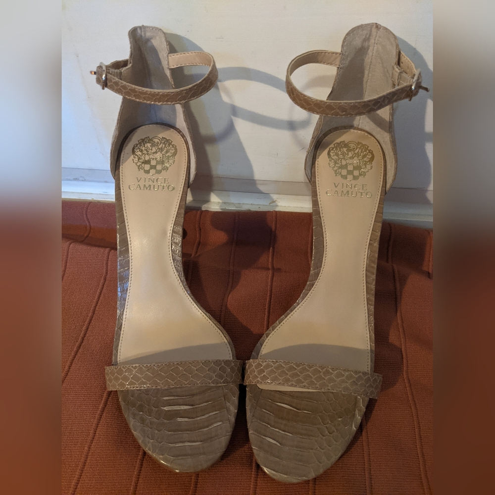 Vince camuto new heels